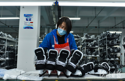 河北張家口 冰雪產業落地生根，戶外用品銷售迎發展新機